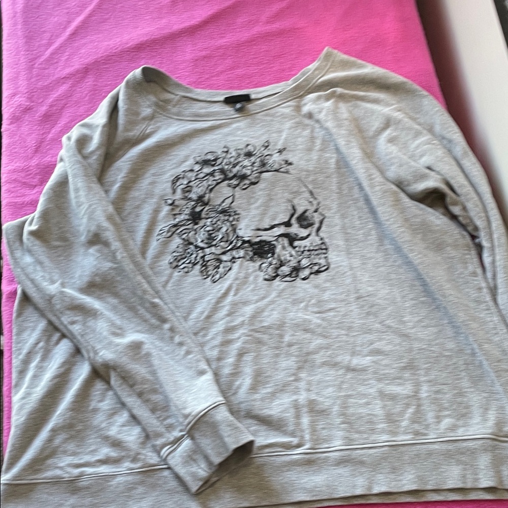 Torrid Gray Sweatshirt with Skull Design